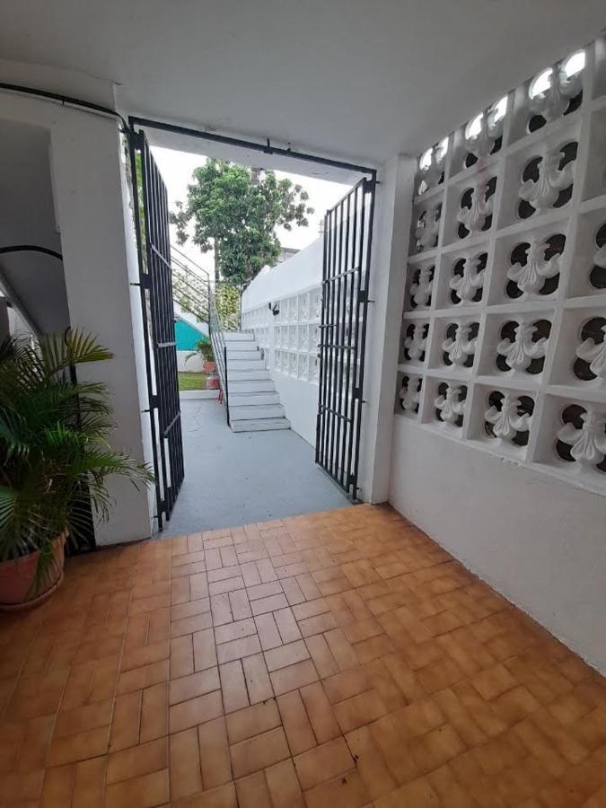 Frente Aeropuerto De Isla Verde سان خوان المظهر الخارجي الصورة